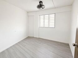 Hougang Avenue 1 (D19), Shop House #589187521